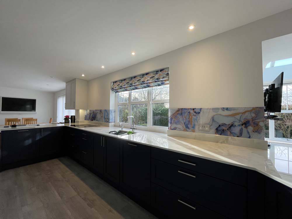 "Anne" - Blue Lilac - Liquid Ink Glass Splashback - CreoGlass E-Shop