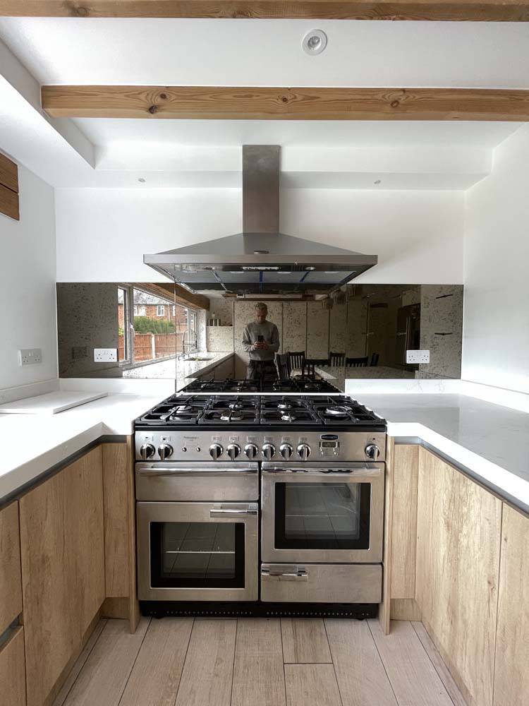 Antique Toughened Mirror - Bronze - splashback - 4 - CreoGlass E-Shop