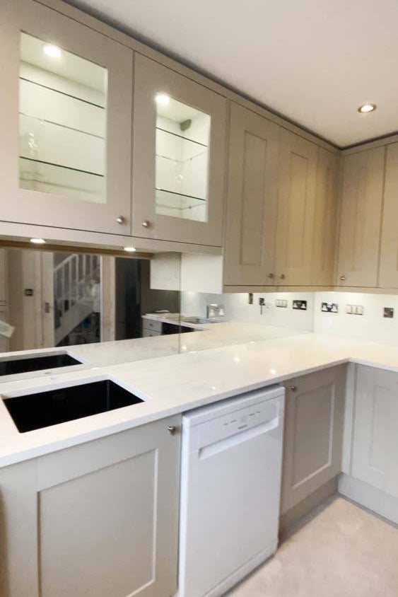 Antique Toughened Mirror - Silver - splashback - 5 - CreoGlass E-Shop