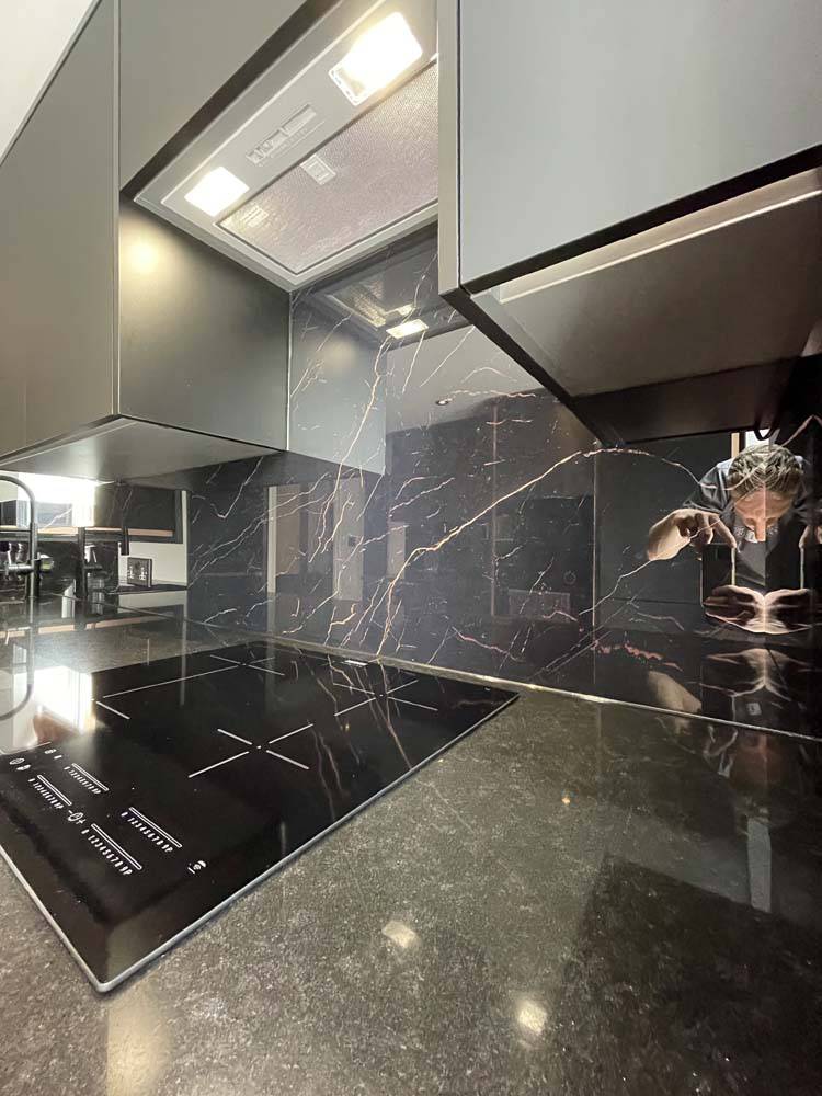Black and Copper Printed Marble Glass Kitchen Splashback - CreoGlass E-Shop