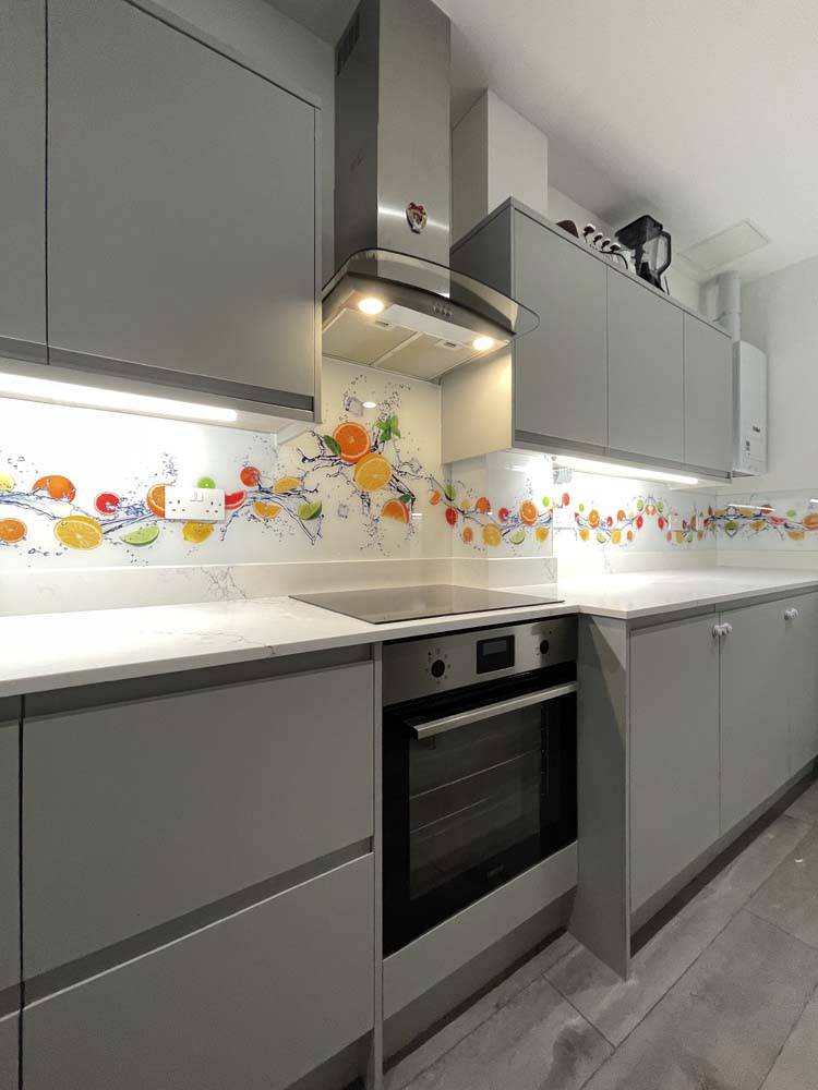 Citrus Fruits Water Printed Wave Glass Splashback - CreoGlass E-Shop