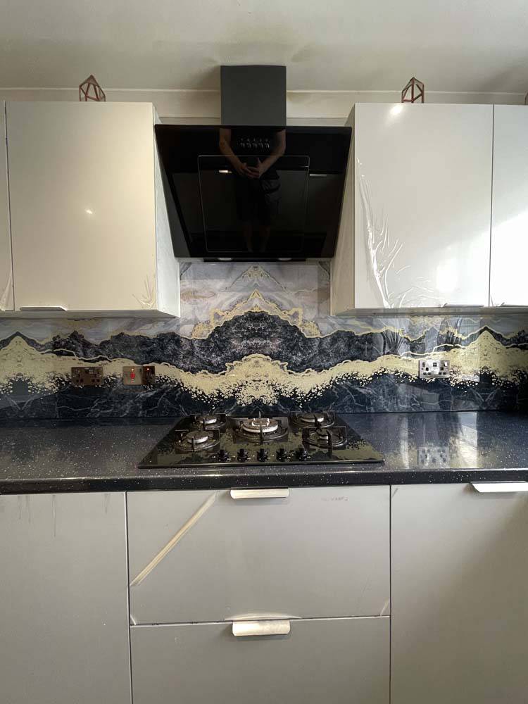 Gold - Famida - Splashback - CreoGlass E-Shop