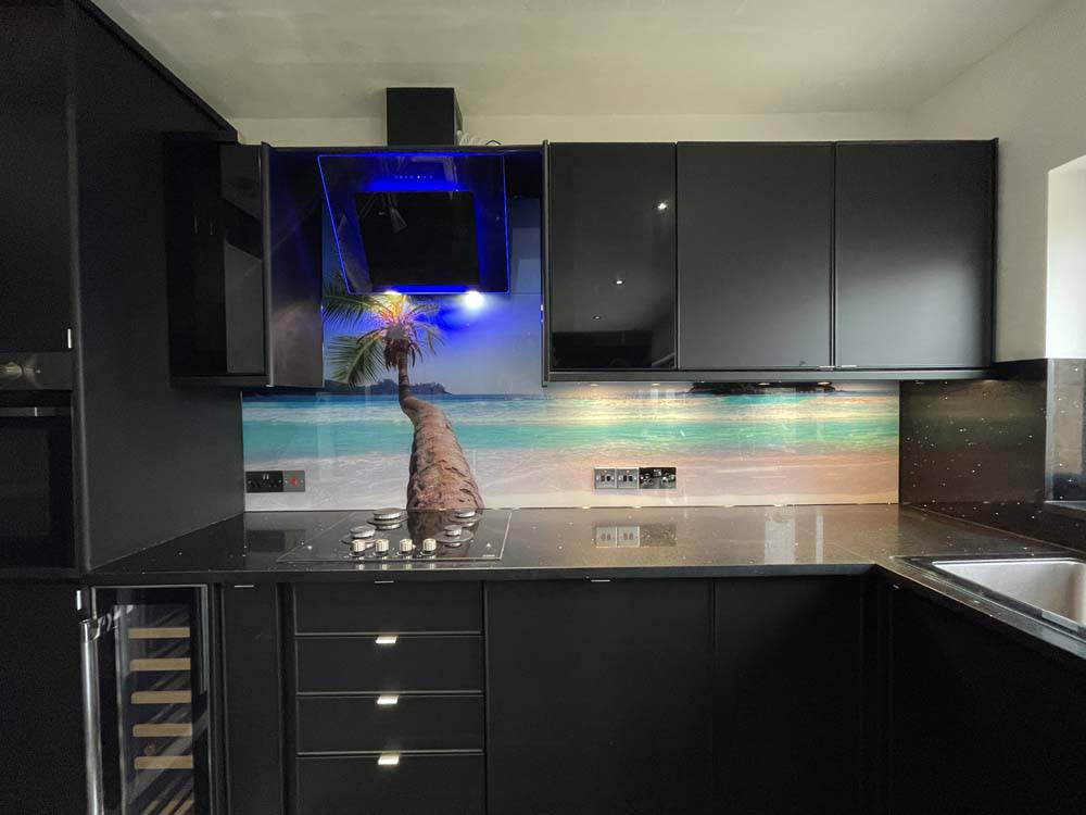 Palm Tree Beach Printed Glass Kitchen Splashback - CreoGlass E-Shop