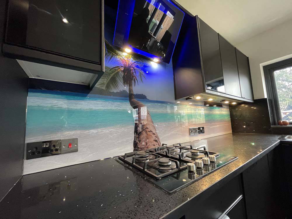 Palm Tree Beach Printed Glass Kitchen Splashback - CreoGlass E-Shop