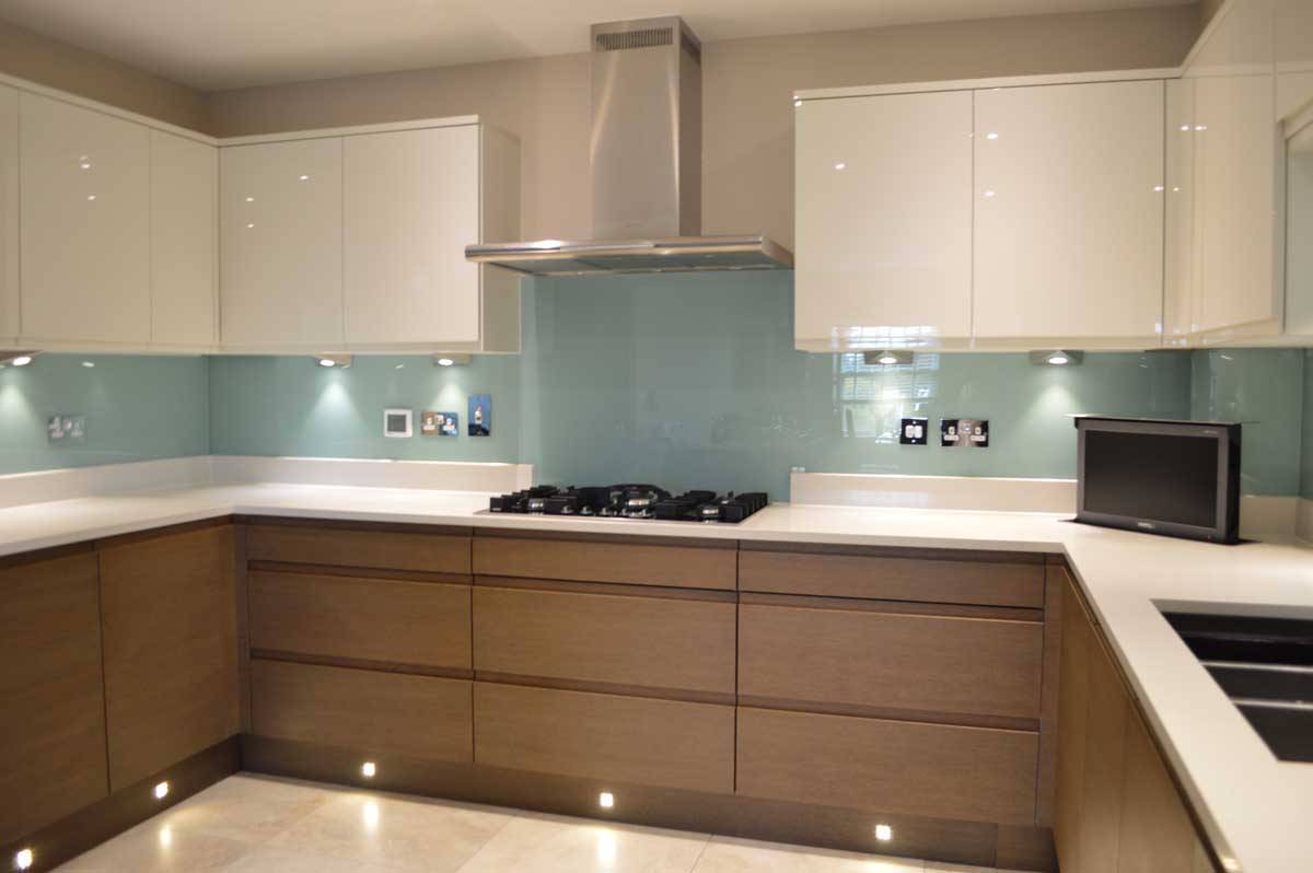 Soft Fauna 3 Colour Glass Splashback - CreoGlass E-Shop