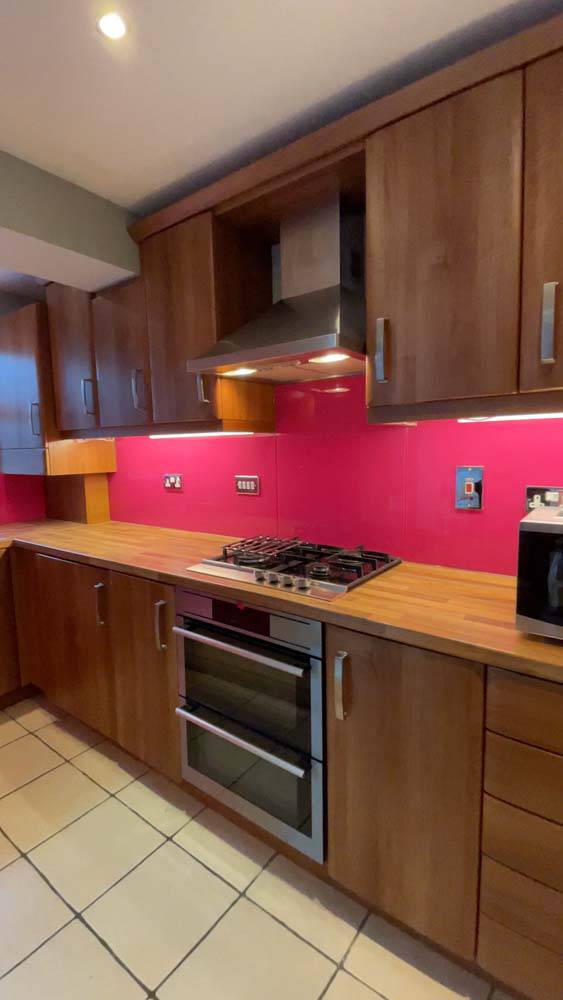 Telemagenta Colour Glass Splashback - CreoGlass E-Shop