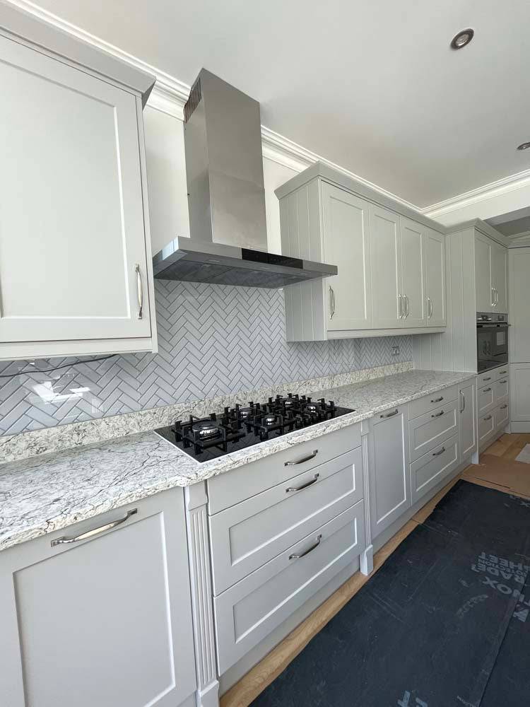 White and Black Printed Geometric Glass Kitchen Splashback - CreoGlass E-Shop