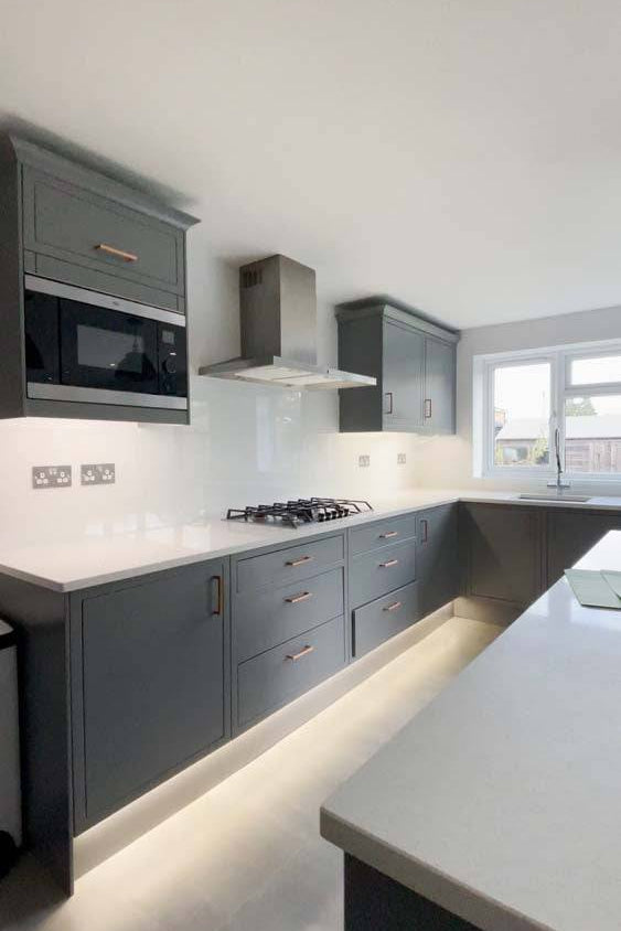 White Colour Glass Splashback - CreoGlass E-Shop