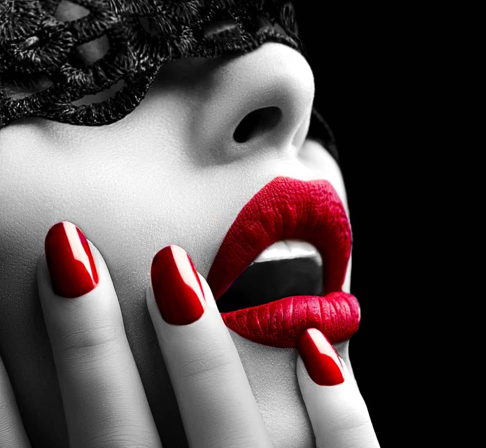 Red Lip and Nails Glass Kitchen Splashback