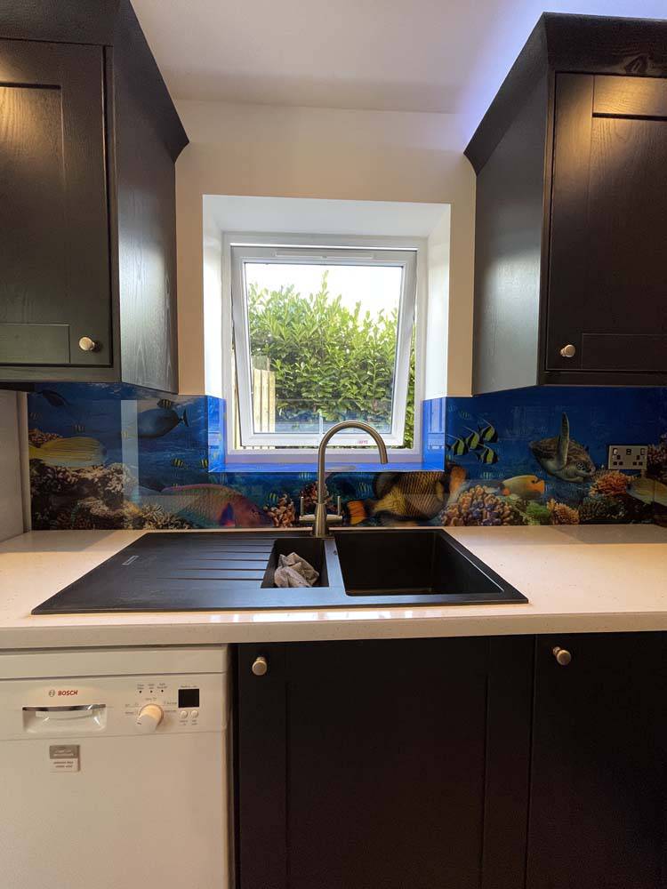 Aquarium Printed Glass Splashback - CreoGlass E-Shop