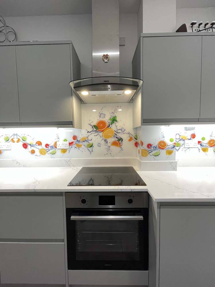 Citrus Fruits Water Printed Wave Glass Splashback - CreoGlass E-Shop