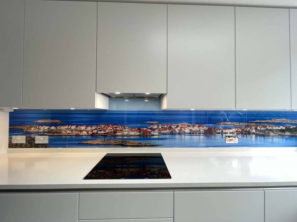 Coastal Homes Printed Landscape Glass Kitchen Splashback - CreoGlass E-Shop