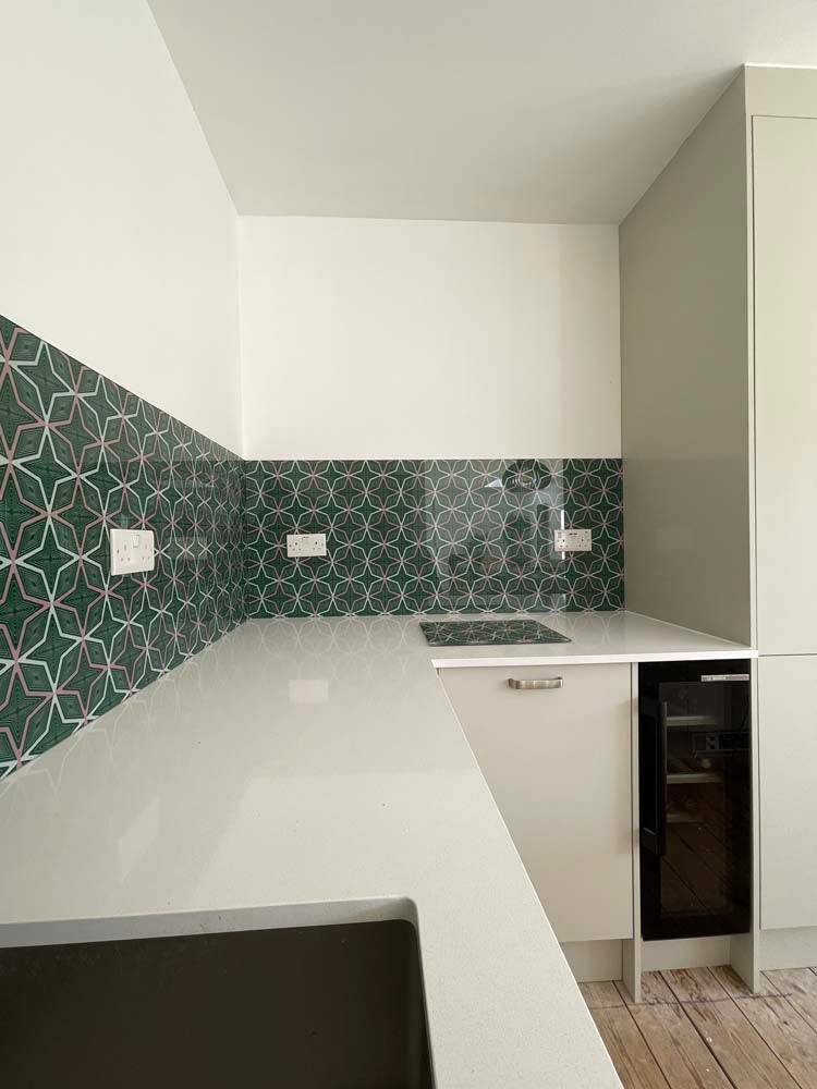 Green And Pink Printed Geometric Glass Splashback - CreoGlass E-Shop