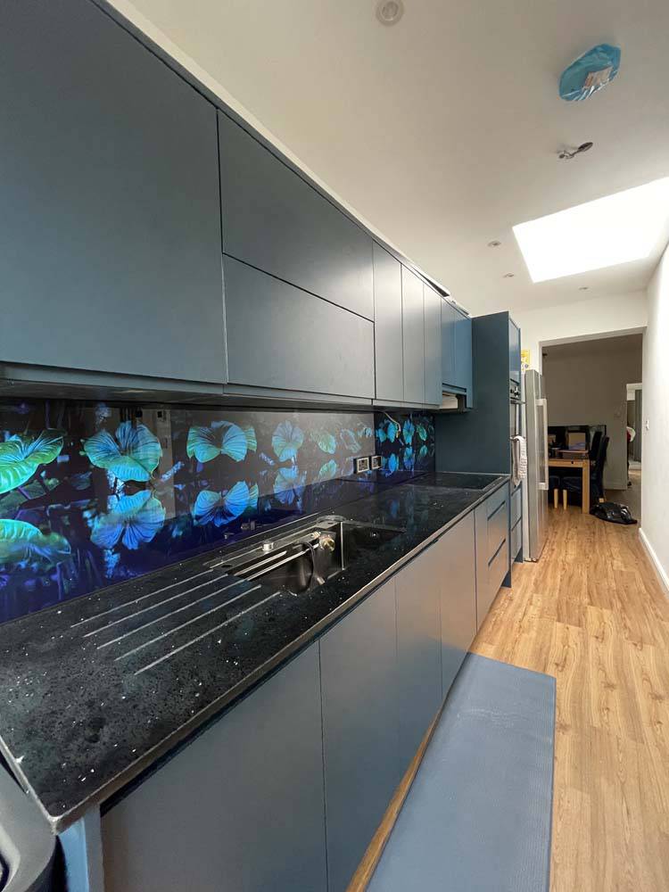 Jungle Leaves Printed Landscape Glass Kitchen Splashback - Bespoke ...