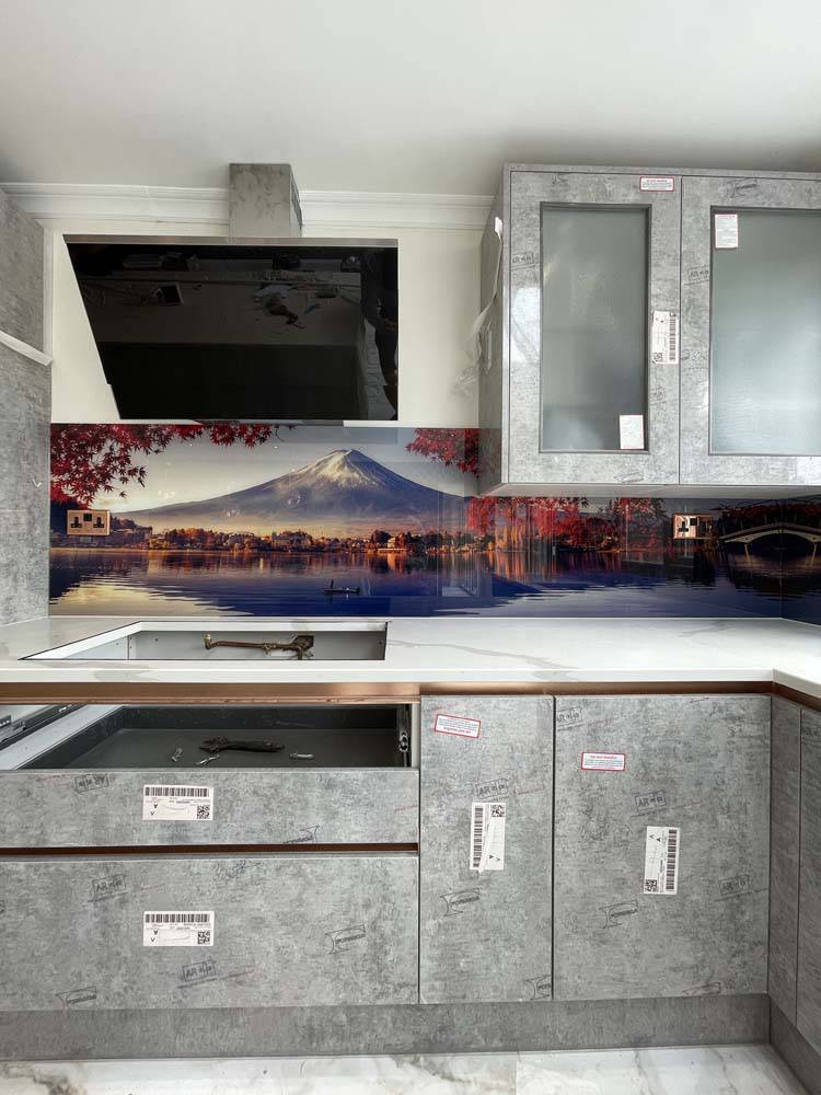 Mount Fuji Printed Landscape Glass Kitchen Splashback - CreoGlass E-Shop