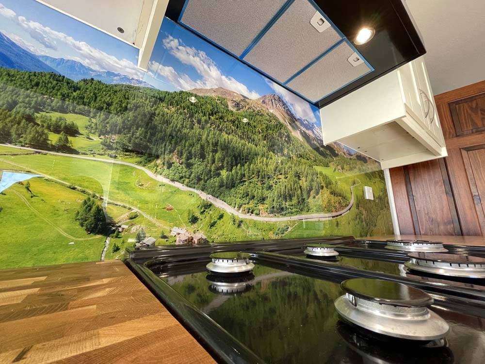 Mountains Printed Landscape Glass Kitchen Splashback - CreoGlass E-Shop