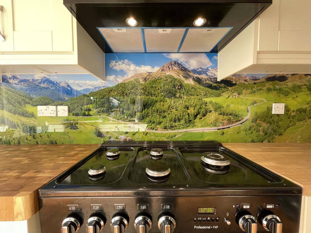 Mountains Printed Landscape Glass Kitchen Splashback - CreoGlass E-Shop