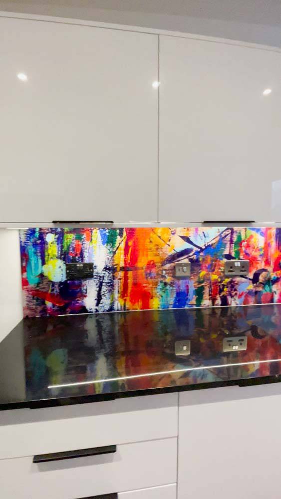 Painted Abstract Printed Glass Splashback - CreoGlass E-Shop
