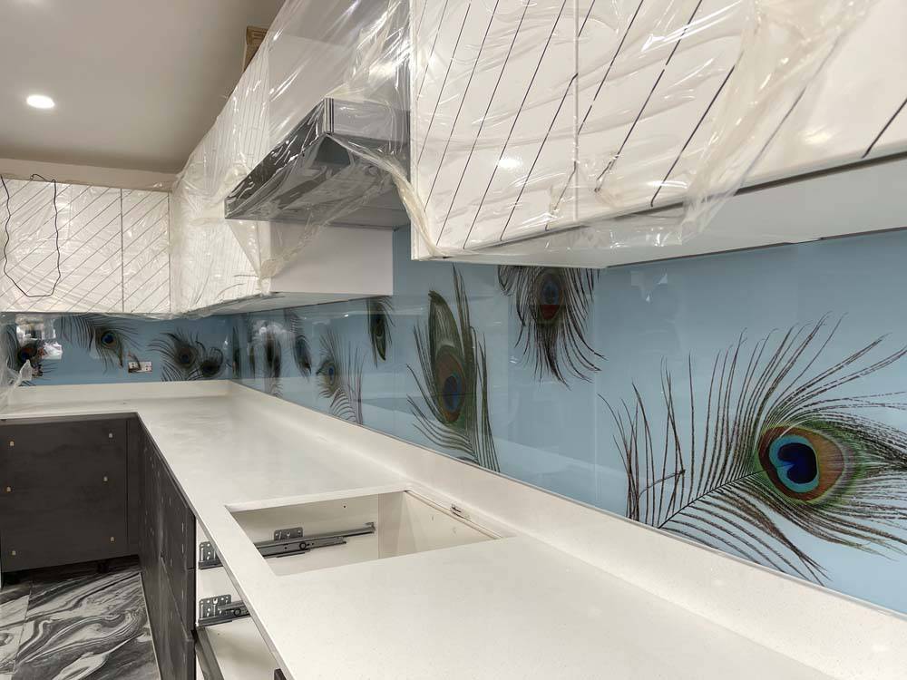 Peacock Print Glass Kitchen Splashback - CreoGlass E-Shop