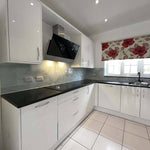 Silver - White Opera Splashback - CreoGlass E-Shop