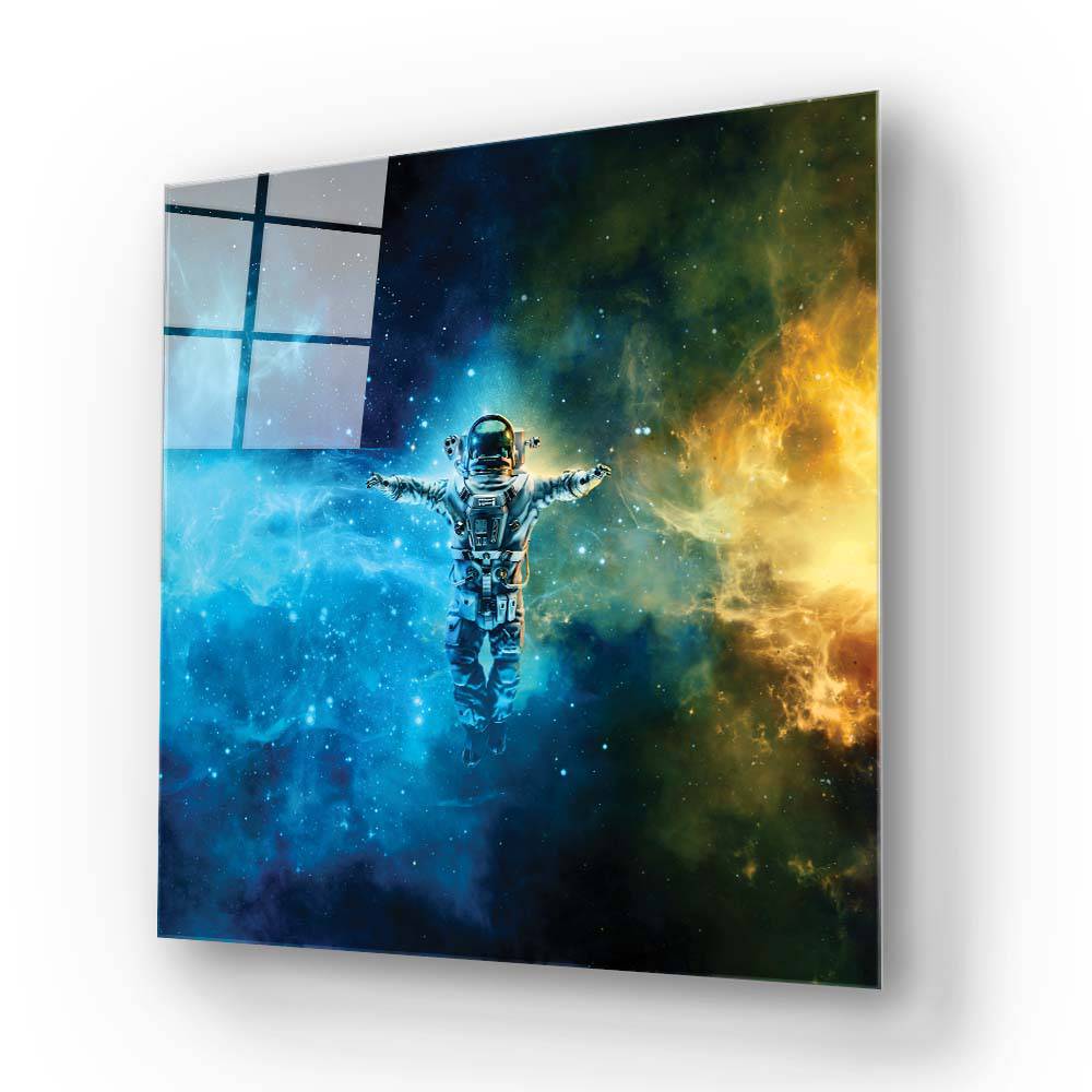 Cosmonaut in Space Classic Glass Wall Art - CreoGlass E-Shop