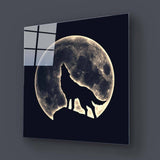 Wolf Under the Moon Glass Wall Art - CreoGlass E-Shop