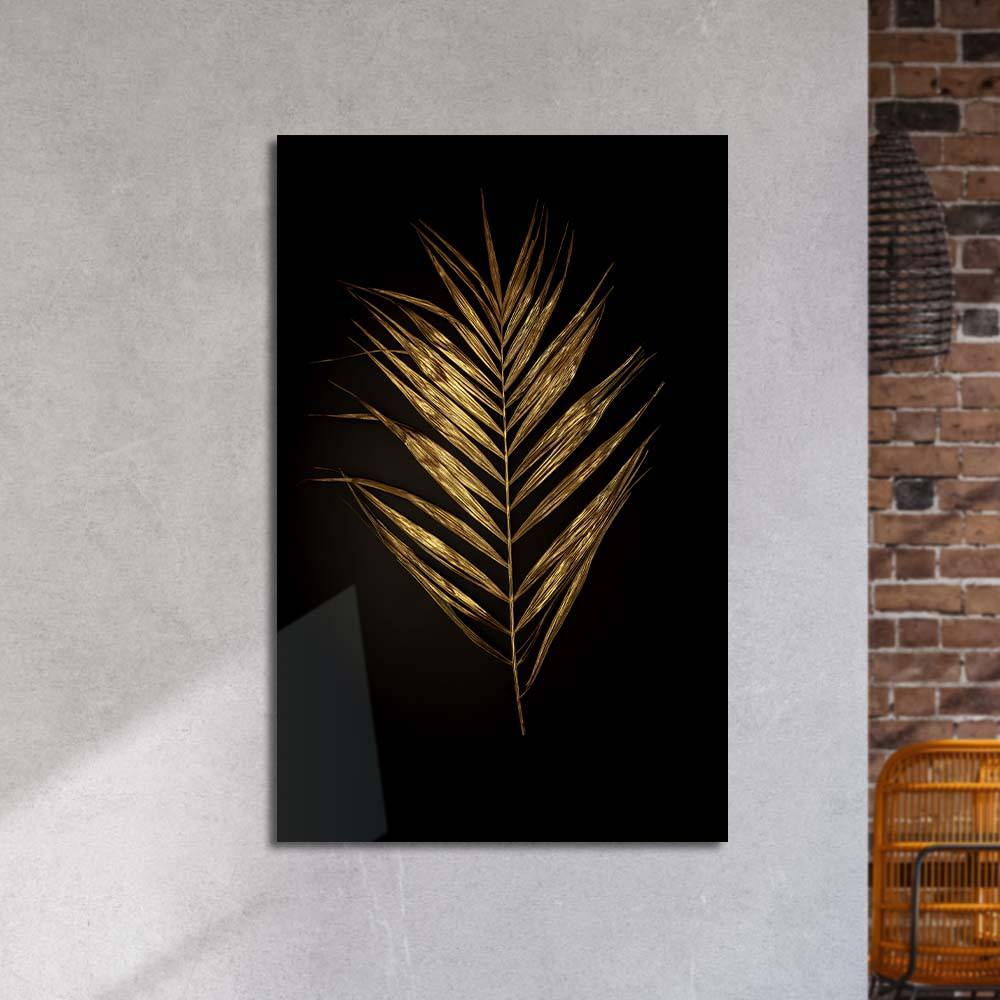 Golden Leaf on a Black Background Glass Wall Art - CreoGlass E-Shop