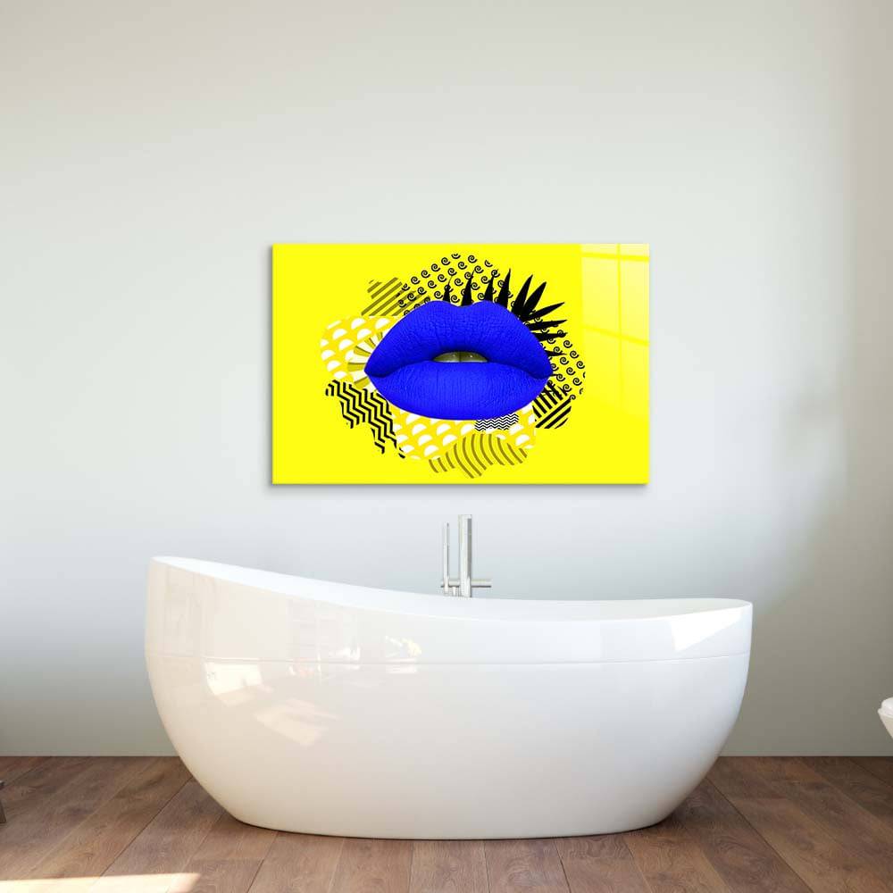 Retro Lips Glass Wall Art - CreoGlass E-Shop